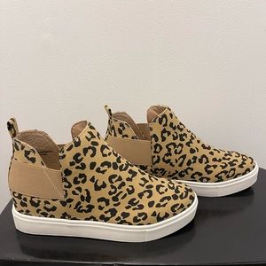 Soda Diana Slip On Hidden Wedge Ankle Boot Fashion Sneaker with Elastic Insets